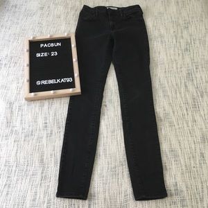 Pacsun Midrise skinniest Black Faded Style Size 23